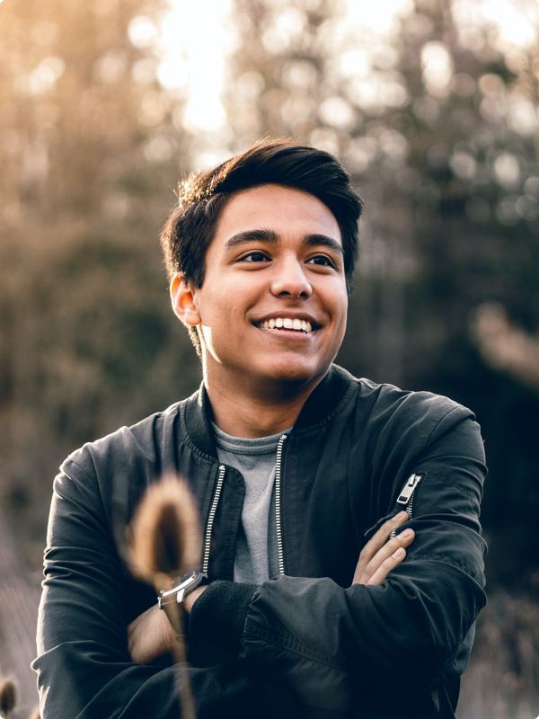 warren-wong-VVEwJJRRHgk-unsplash About Us