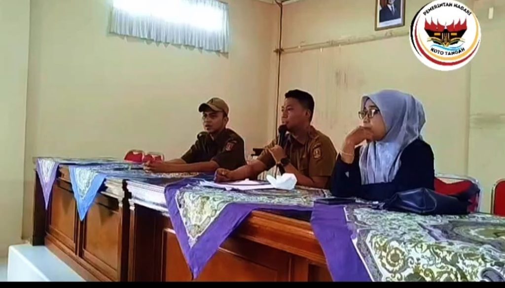 v1-1024x584 Penyerahan Honor Atau Insentif Kader Pos Layanan dasar Kesehatan dan PMT Balita Se-Nagari Koto Tangah Tahap 1
